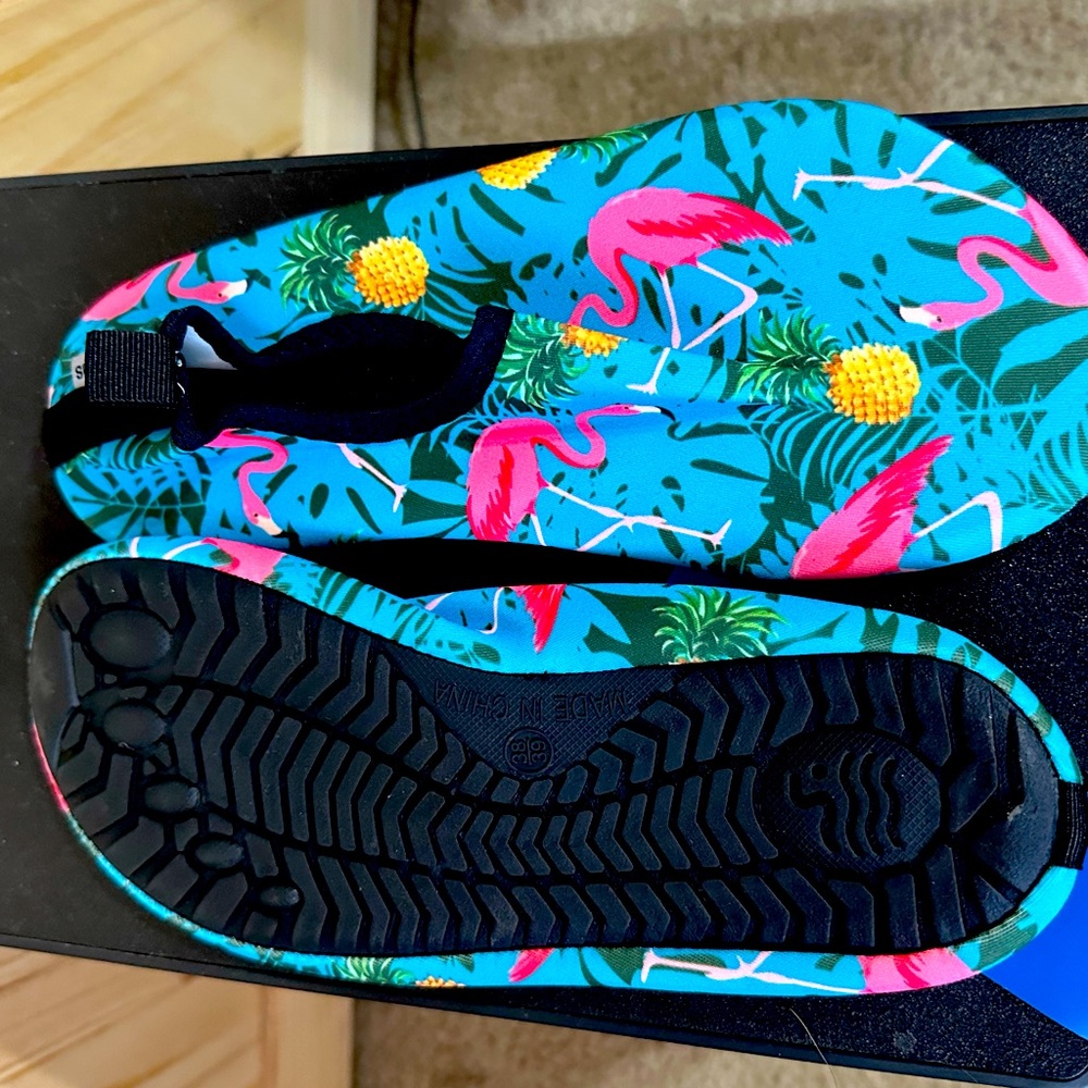 Water shoes